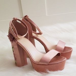 Charlotte Russe Chunk Heel Size 7.5